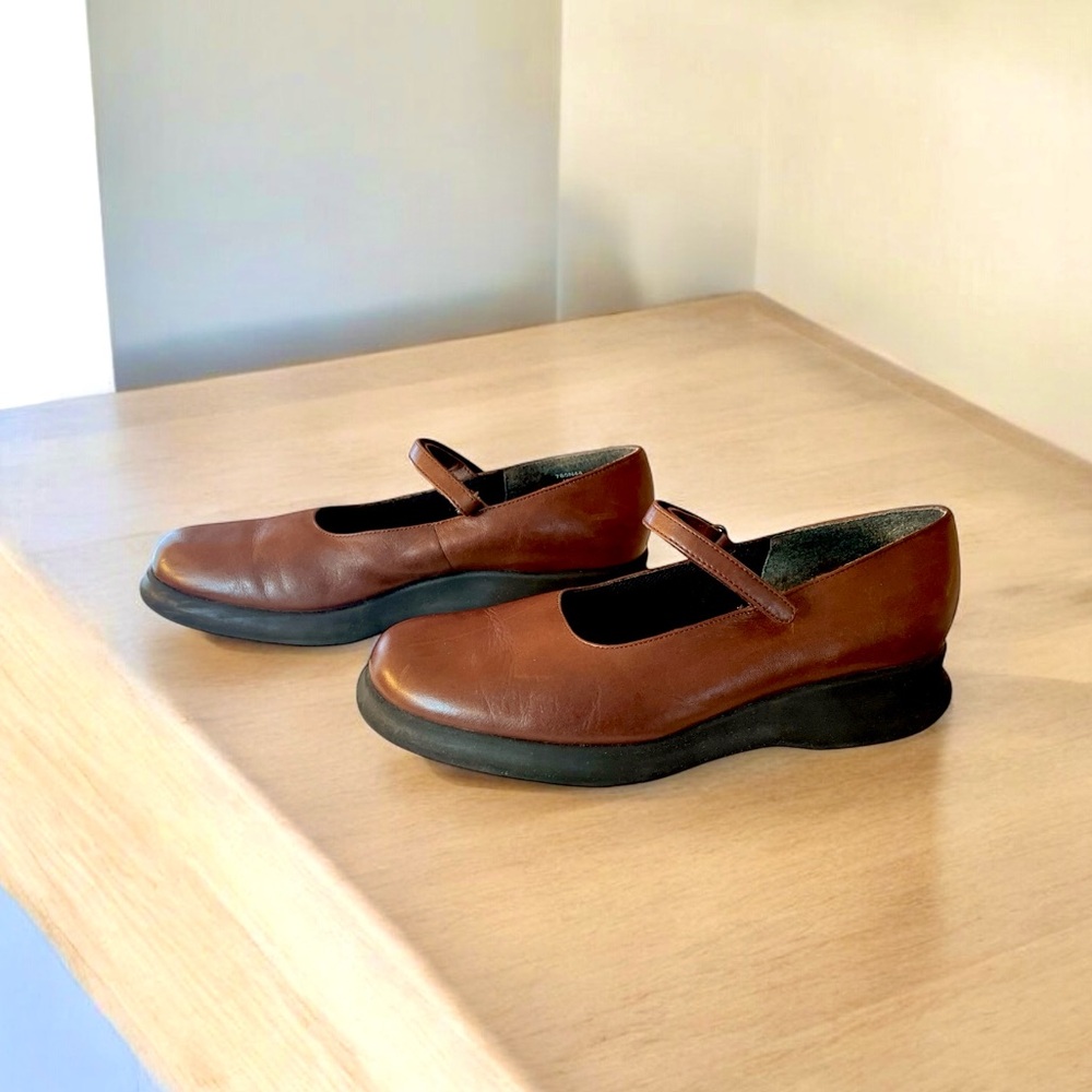 Naturalizer Mary Jane flats